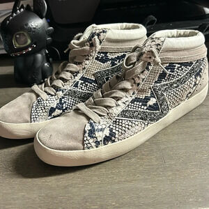 Women’s Gianni Bini Hightop mixed media Size 10 faux snake suede and glitter